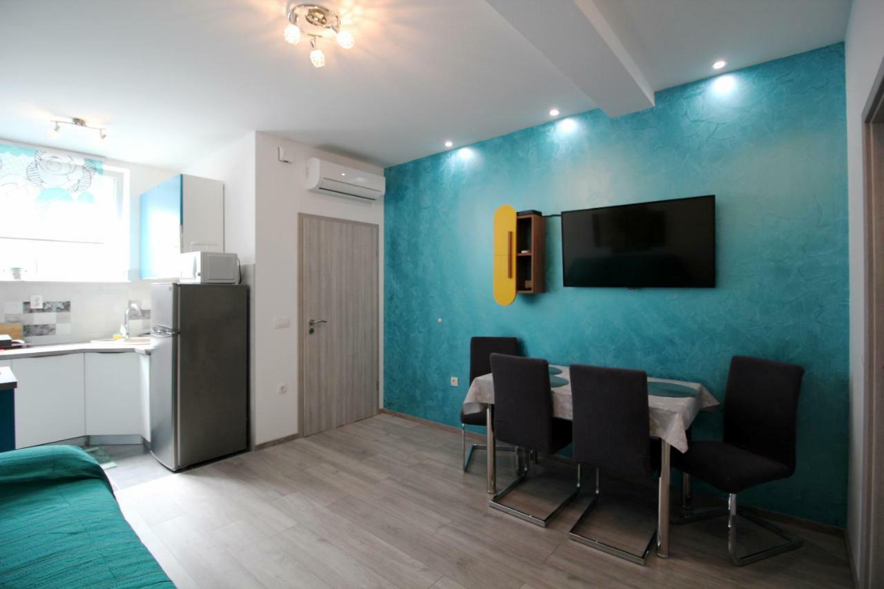 Apartment Kala Kaštela エクステリア 写真