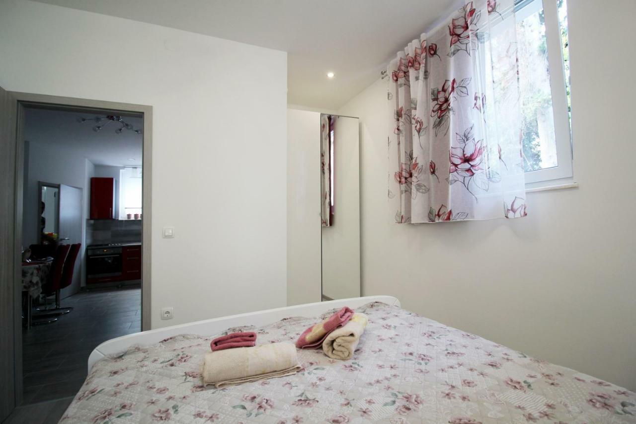 Apartment Kala Kaštela エクステリア 写真