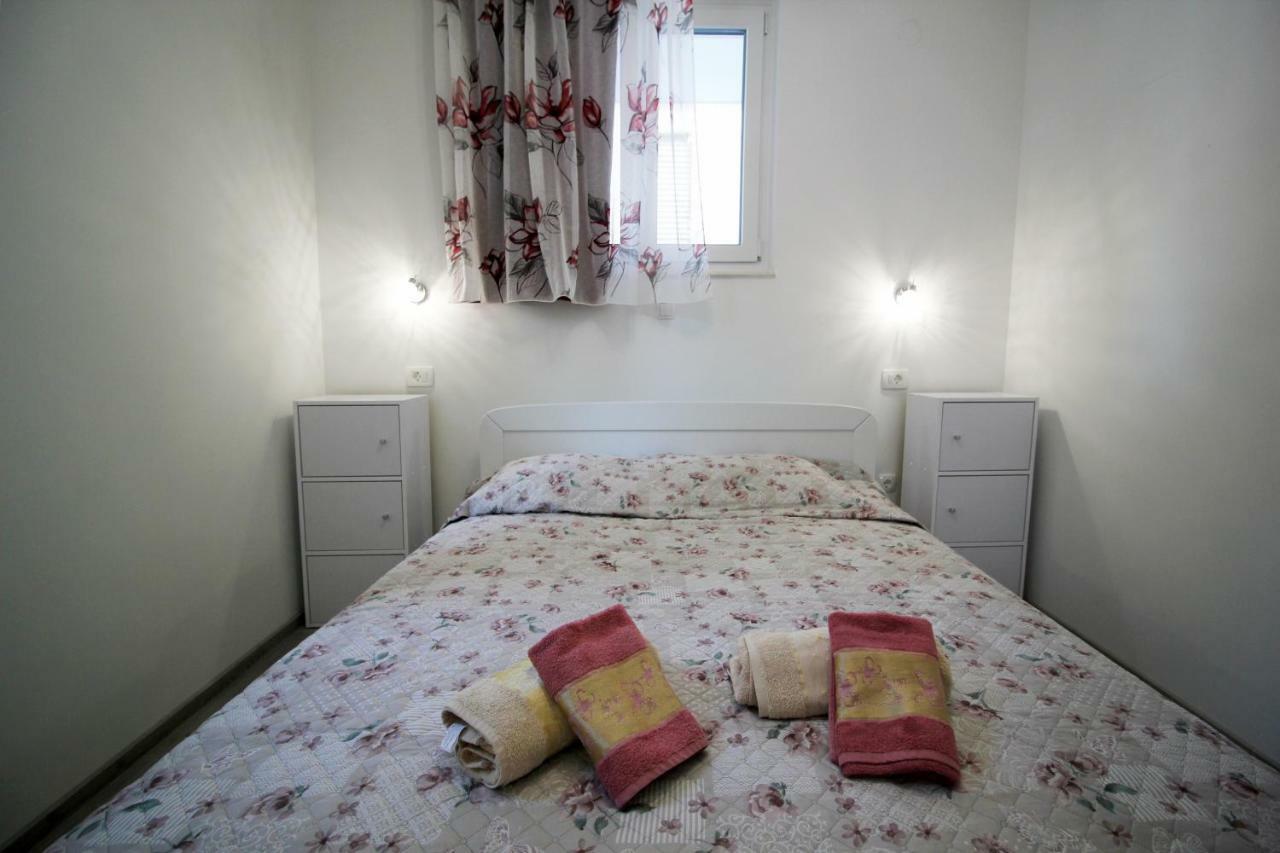 Apartment Kala Kaštela エクステリア 写真