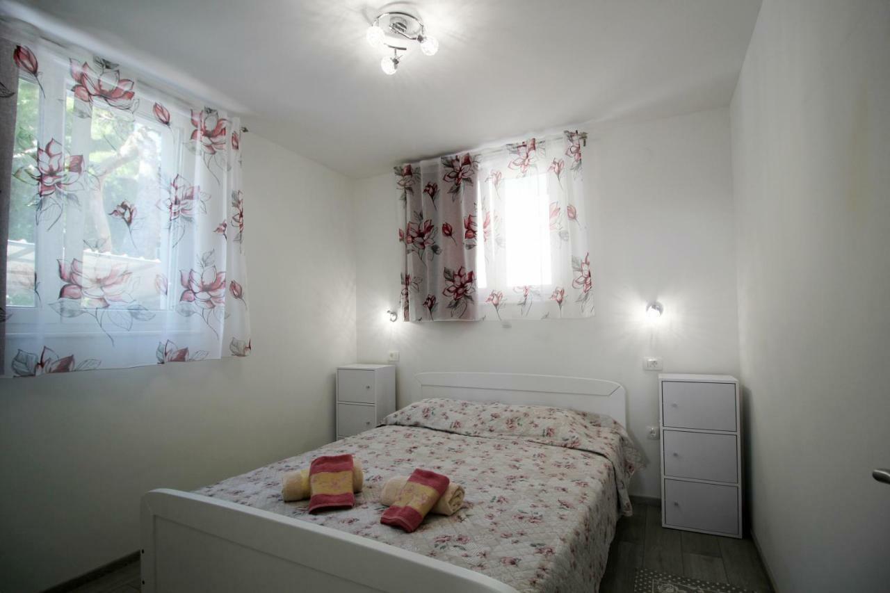 Apartment Kala Kaštela エクステリア 写真